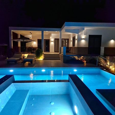 Luxury Villa Anemone With Private Pool Pastida Eksteriør billede